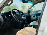 Toyota Land Cruiser GX-R 2010